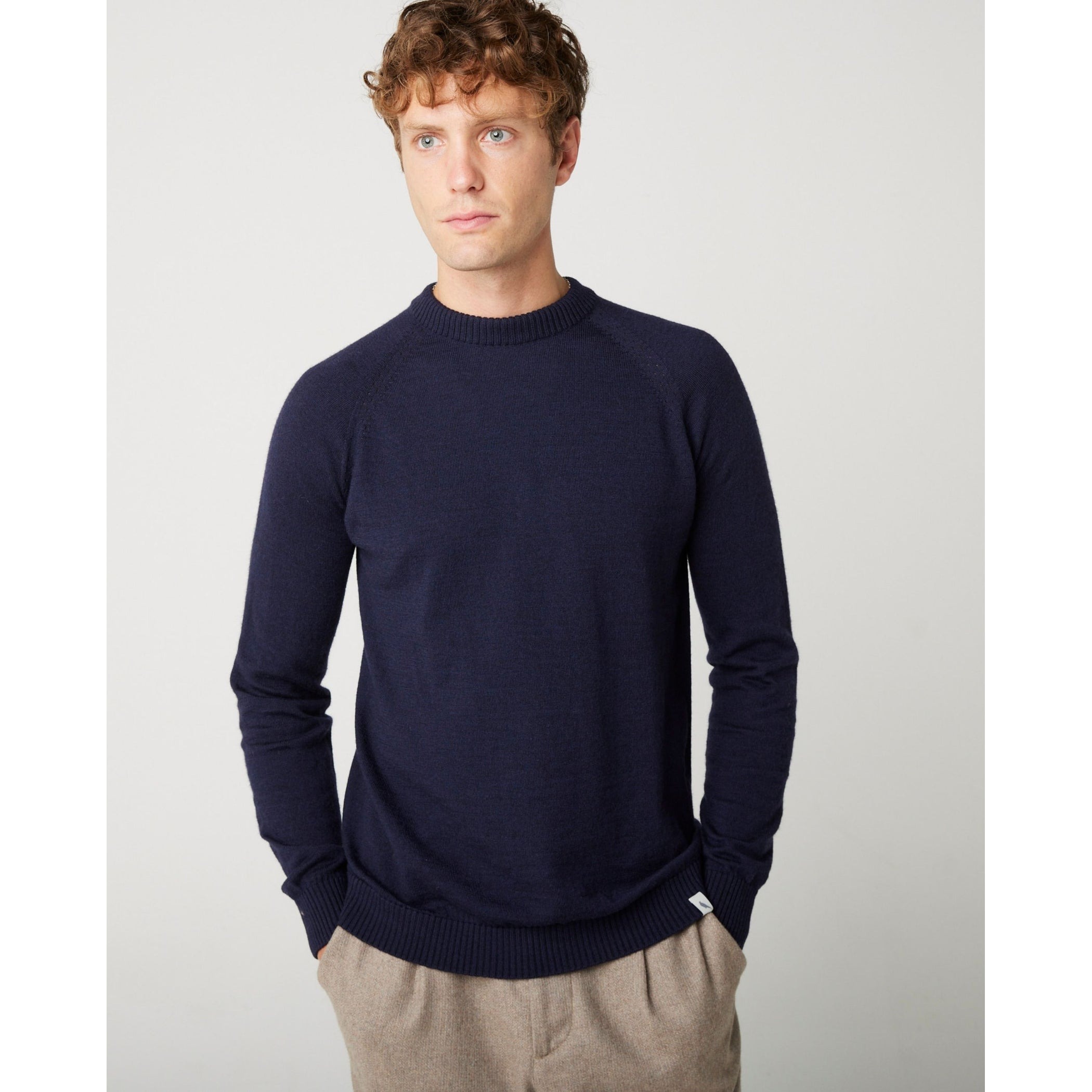 Jersey Peregrine Beauford Crew Jumper Navy