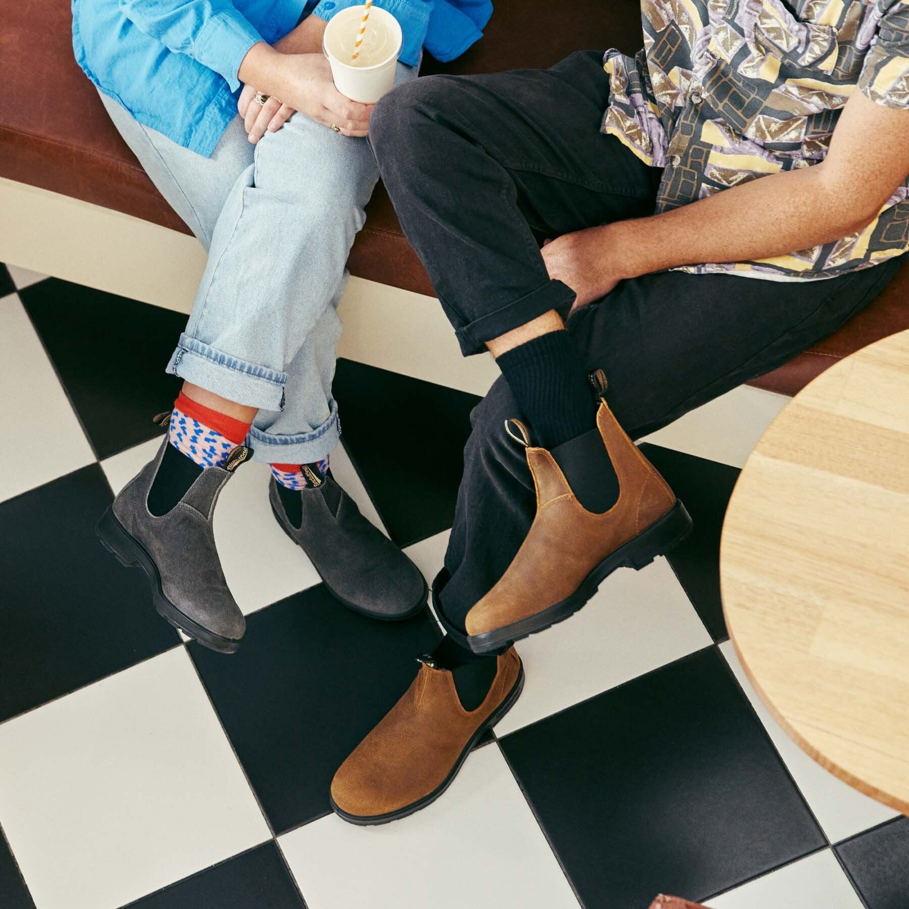 BLUNDSTONE. Fabricadas para ofrecer el máximo confort con la tecnología Featherflex, estas botas te acompañan sujetando tus pies en cada paso