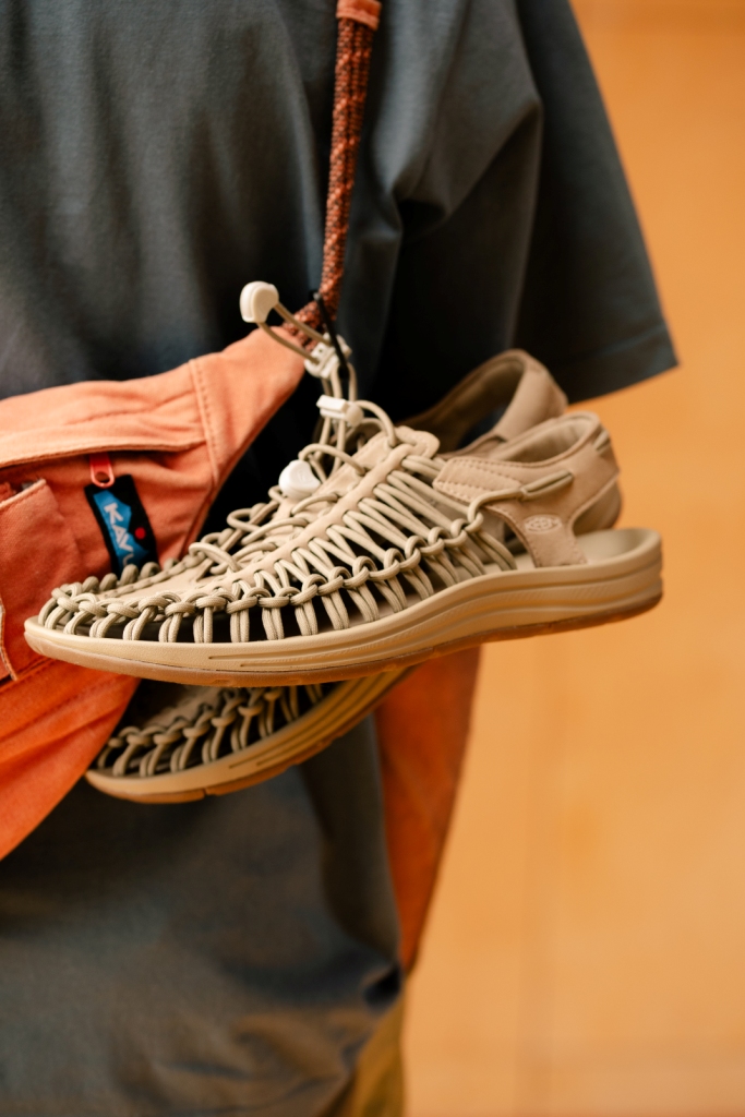KEEN. UNEEK