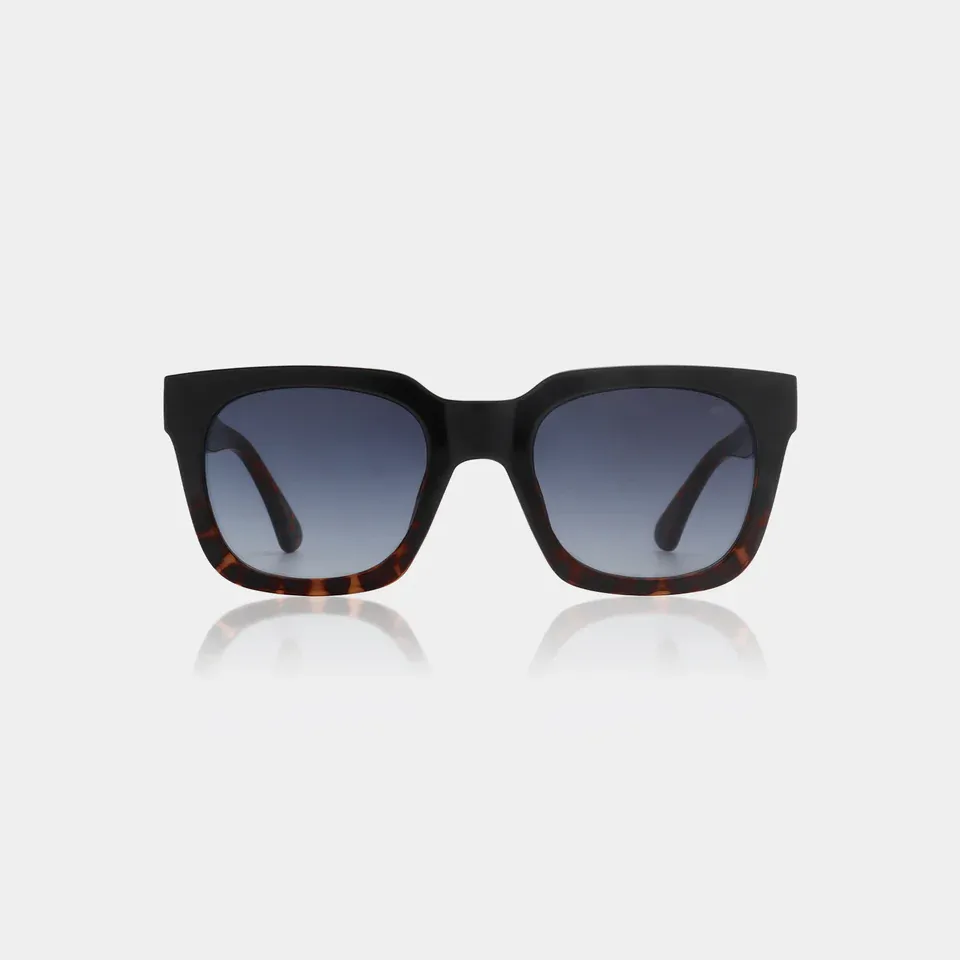Gafas De Sol A. Kjærbede Nancy Black Demi Tortoise