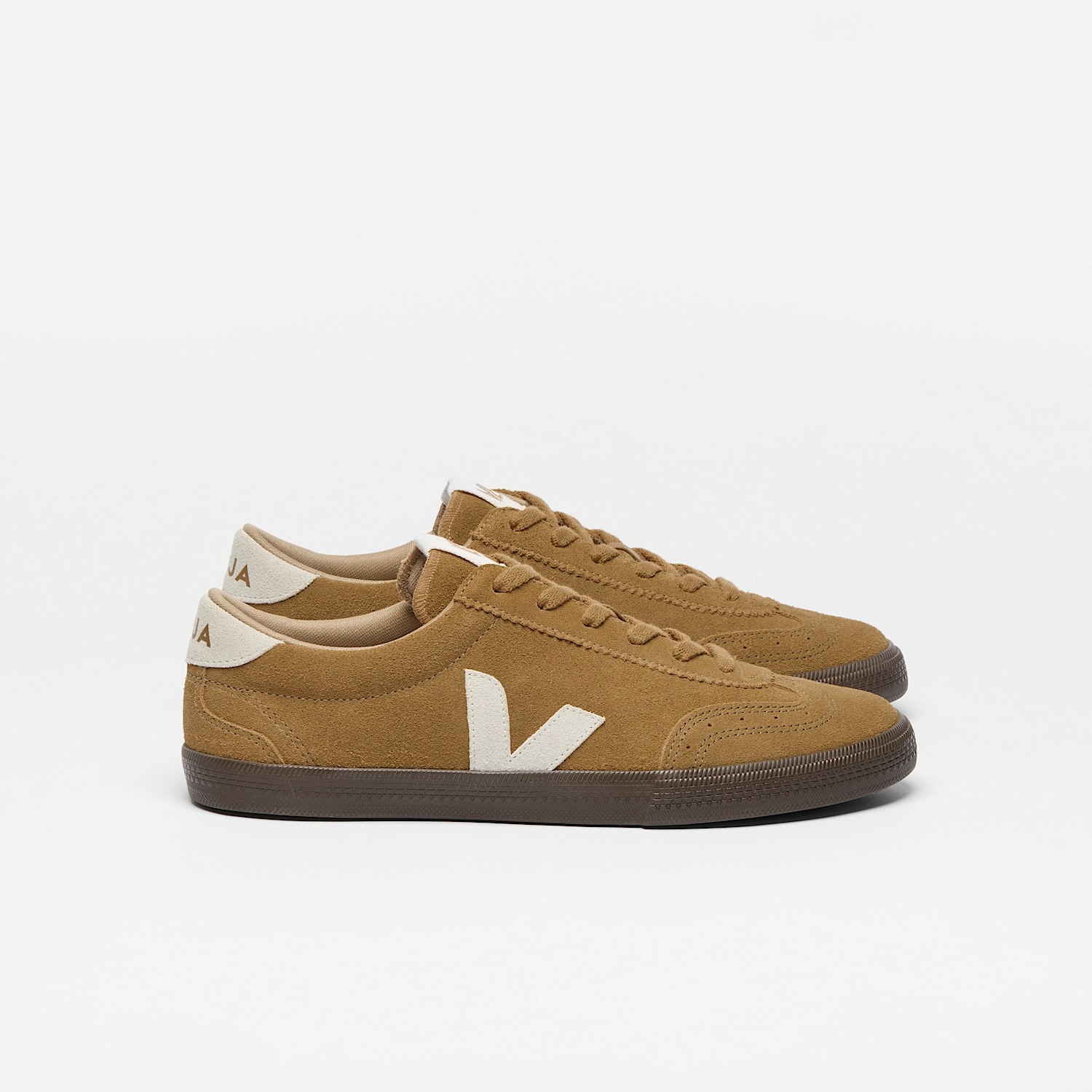 Zapatilla Veja Volley Suede Tent Natural Eagle