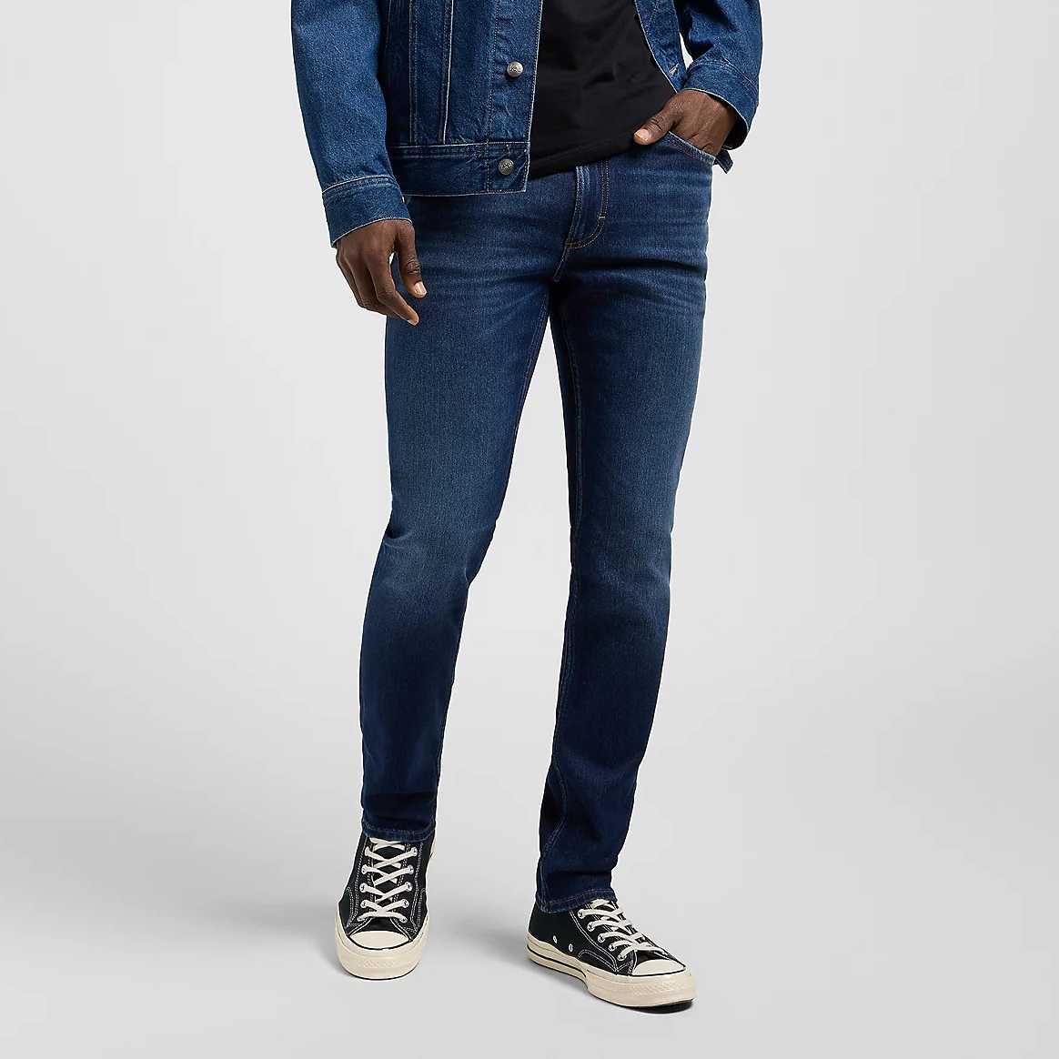 Pantalón Lee Luke Slim Tapered Gabriel
