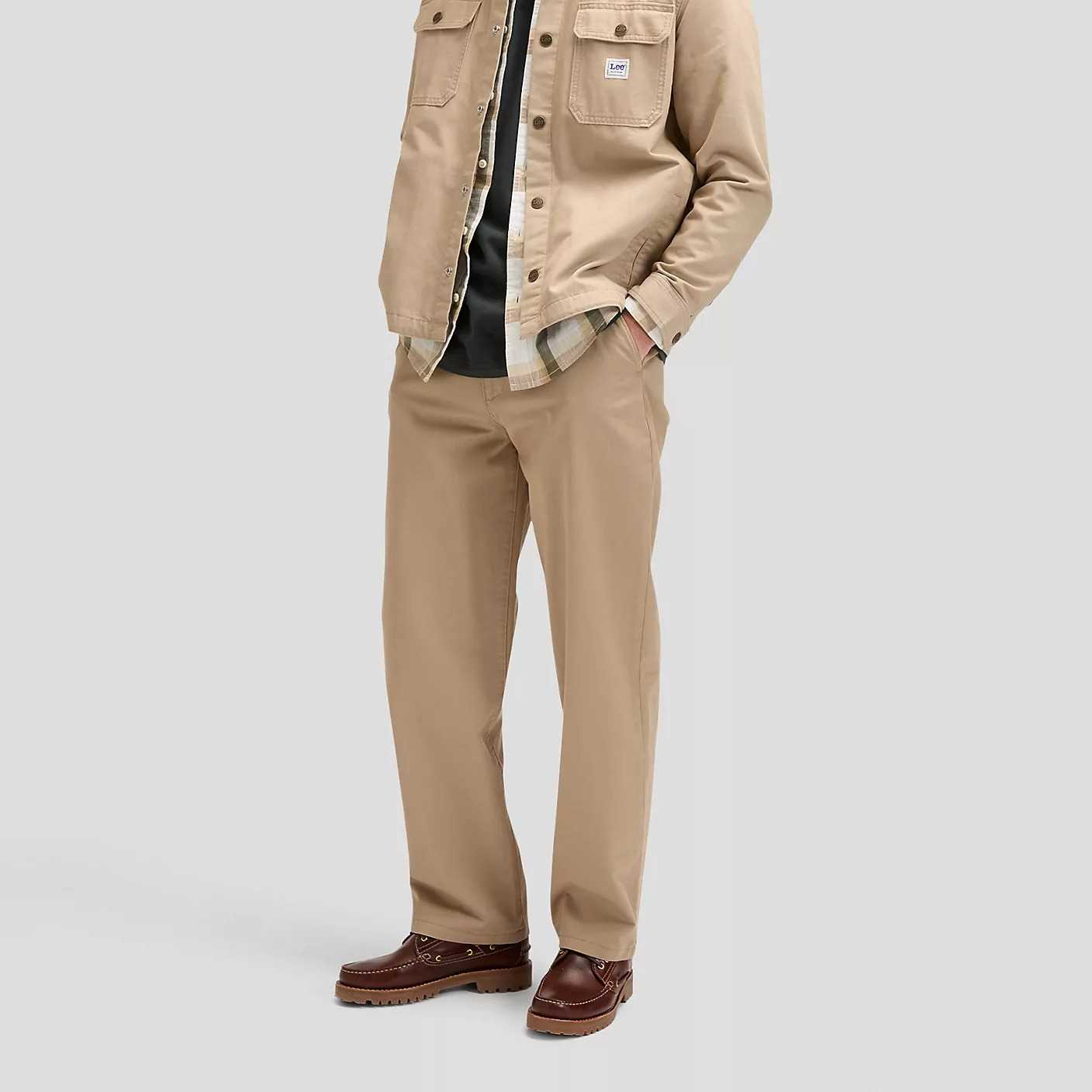 Pantalón Lee Loose Workwear Chino Perfect Khaki