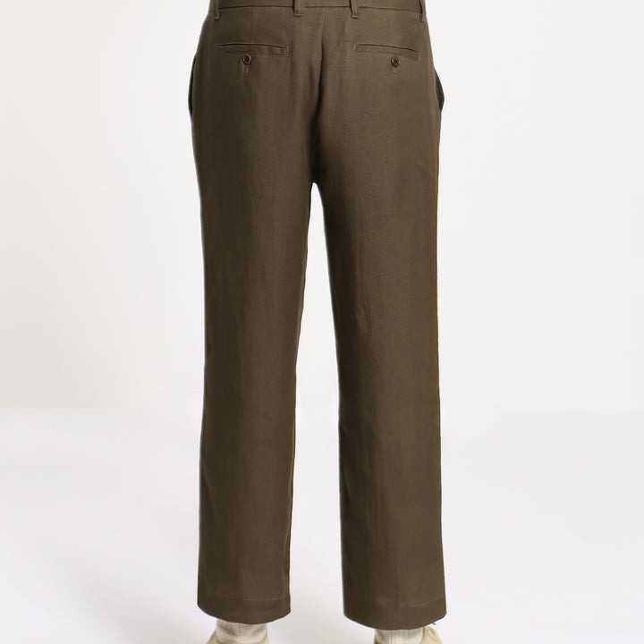 Pantalón Far Afield Pleated Trouser Linen Desert Palm Brown